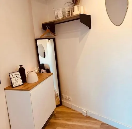 Le Cosy Du Roi, Wifi,gare,paris * Версаль