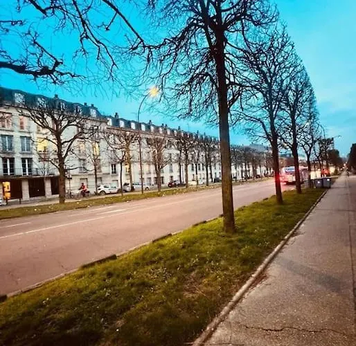 Апартаменты Le Cosy Du Roi, Wifi,gare,paris *